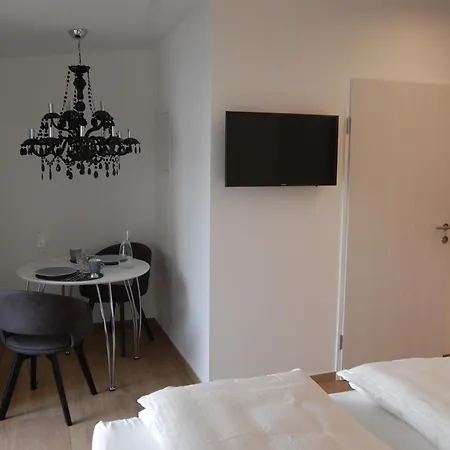 Myquartier Luxury Hideaways 4*